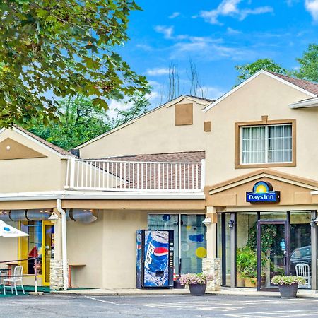 Days Inn By Wyndham Ridgefield Ngoại thất bức ảnh